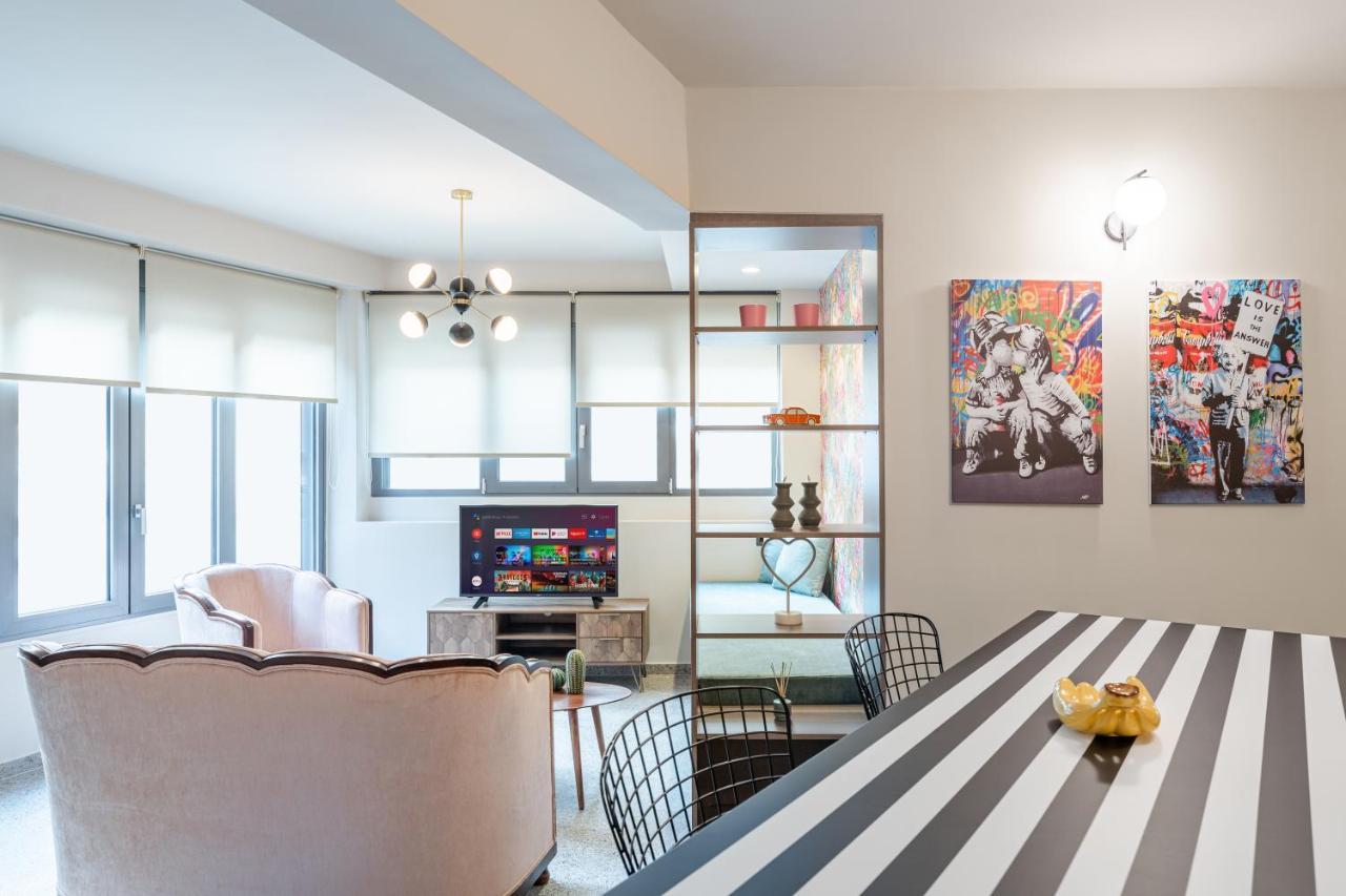 Pop Art Homm In Groovy Koukaki Apartment Athens Exterior photo