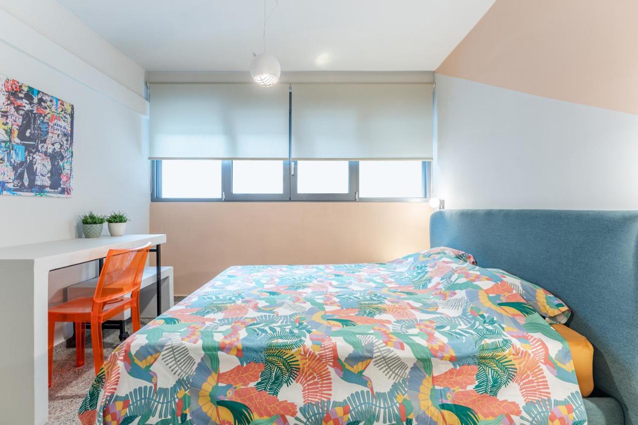 Pop Art Homm In Groovy Koukaki Apartment Athens Exterior photo
