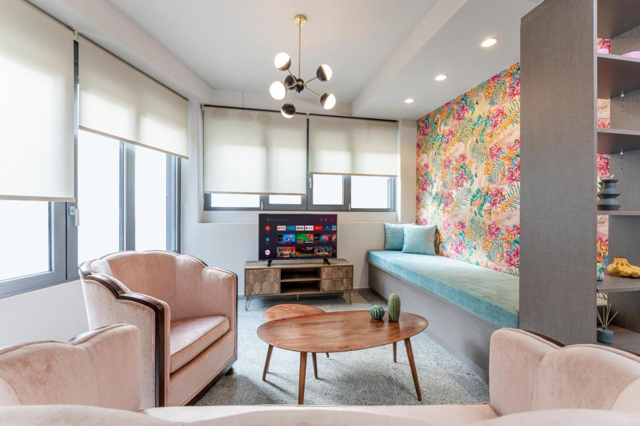 Pop Art Homm In Groovy Koukaki Apartment Athens Exterior photo
