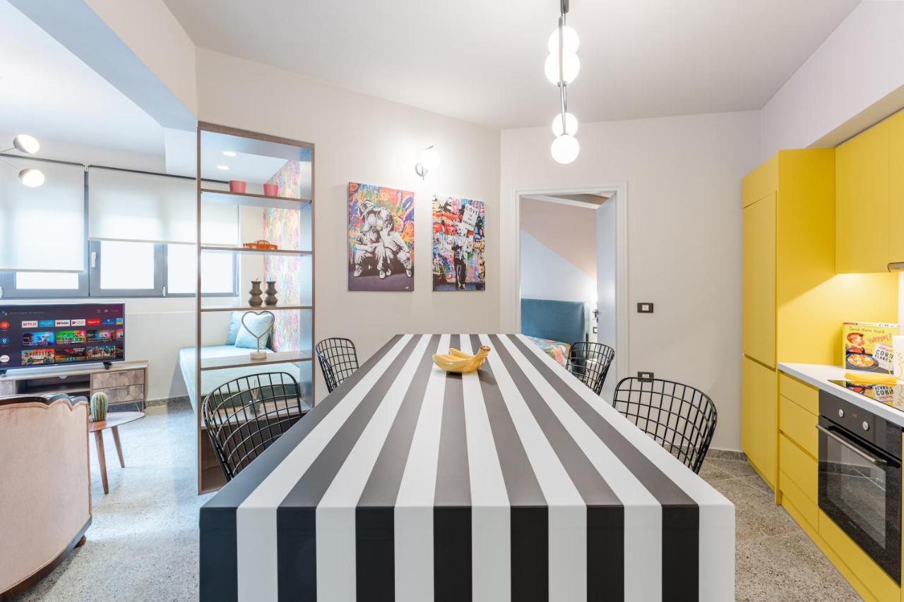Pop Art Homm In Groovy Koukaki Apartment Athens Exterior photo
